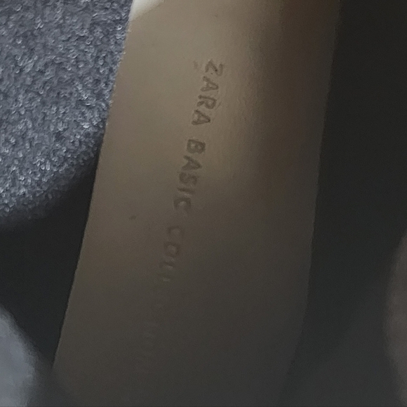 Zara Basics Black Faux Patent Leather size 37 - Picture 11 of 13